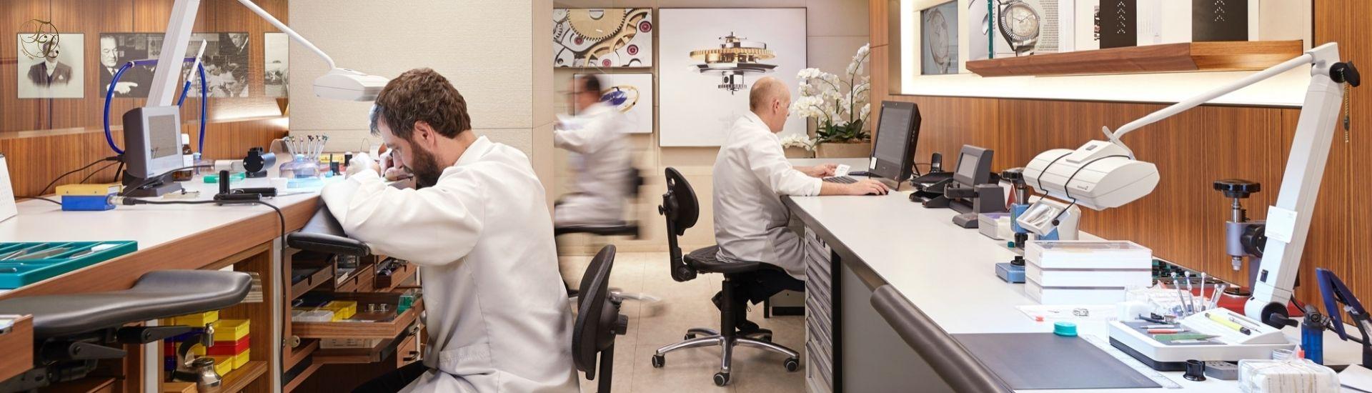 Authorised Service Centre vs Local Watch Shops: Choosing the Right Care for Your Luxury Watch