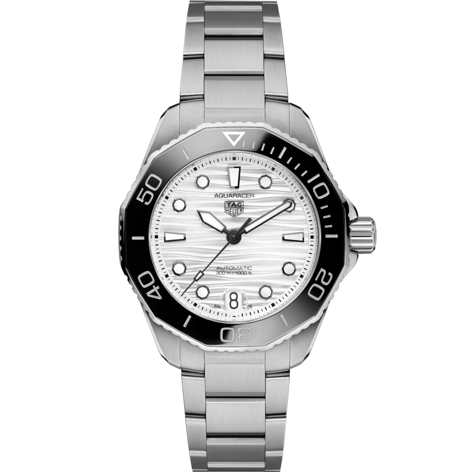 Aquaracer Professional 300 Date