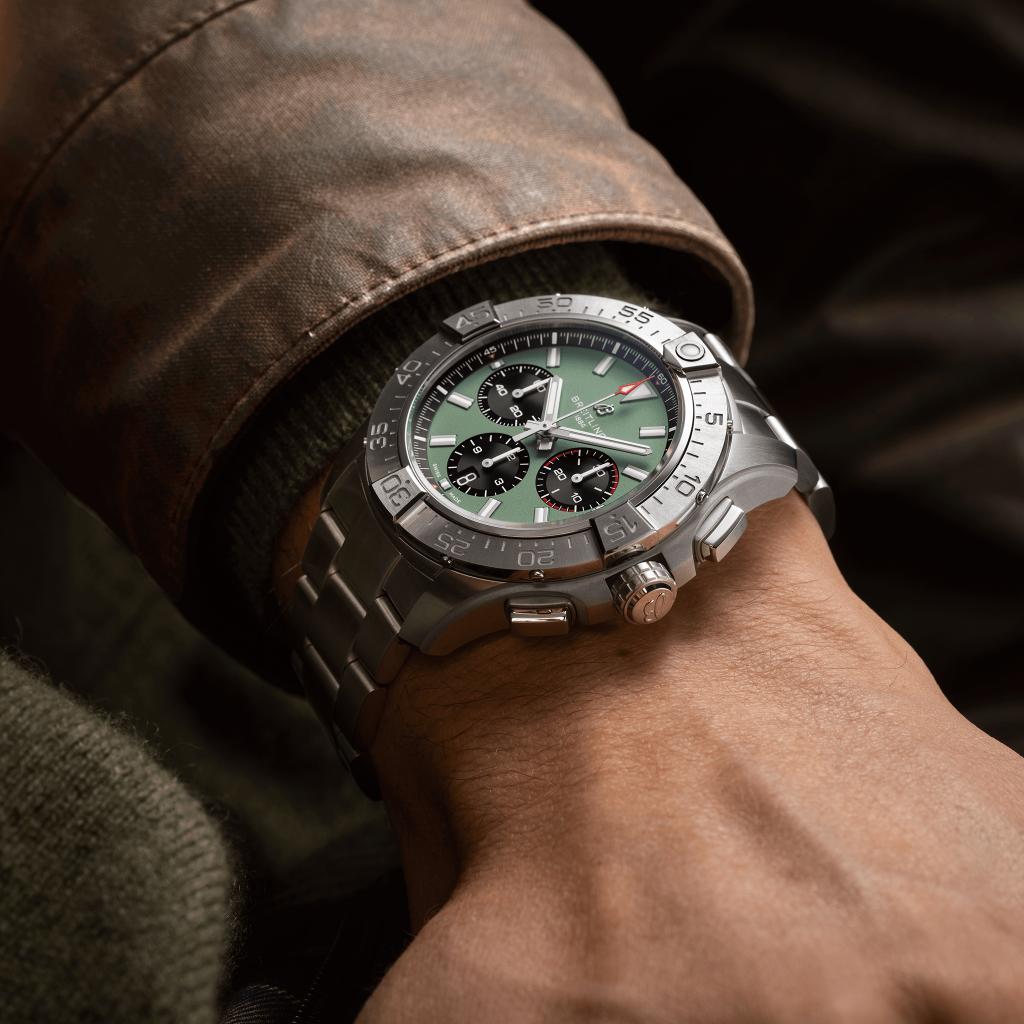 Avenger B01 Chronograph