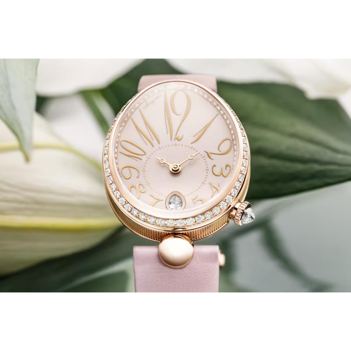 Reine De Naples 8918