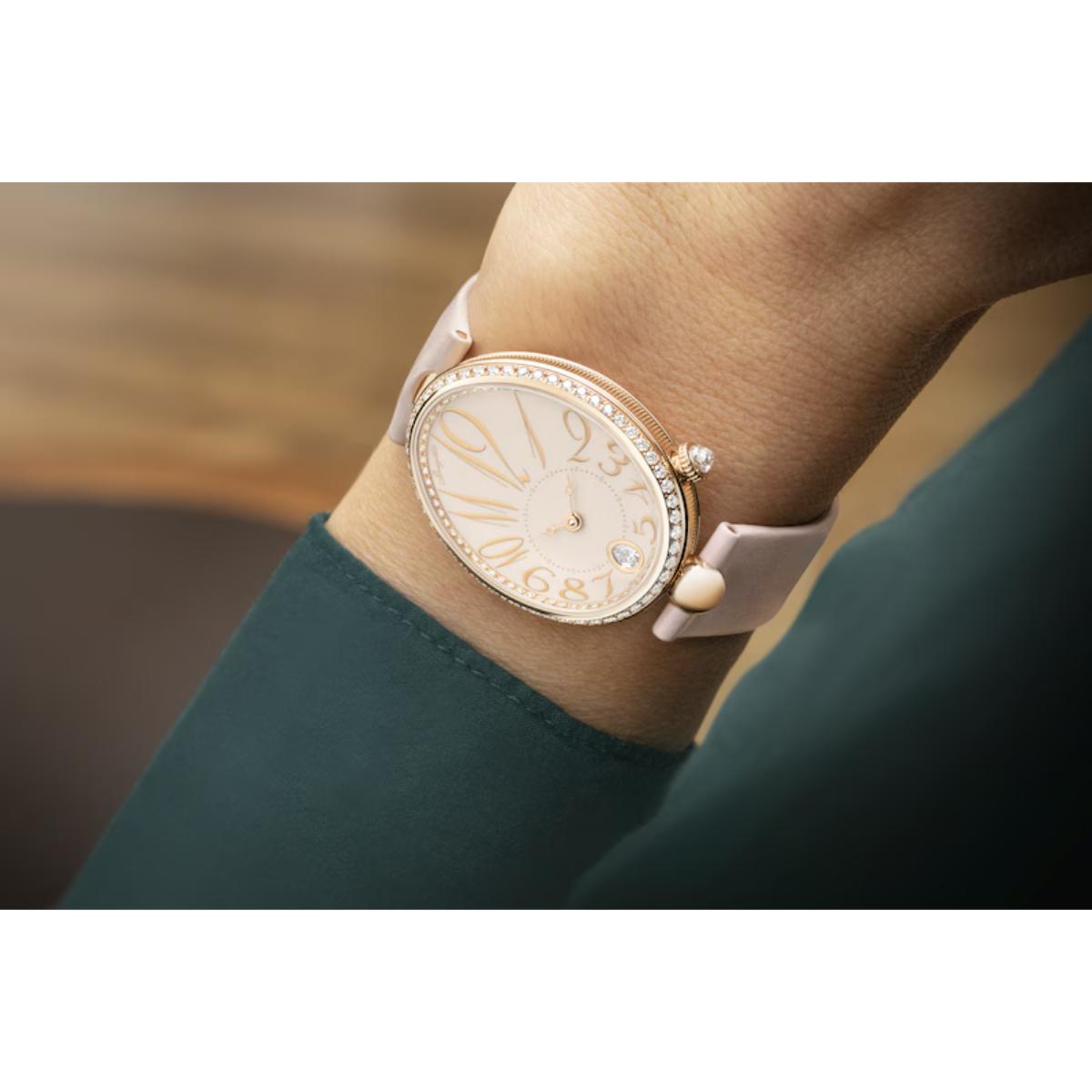 Reine De Naples 8918