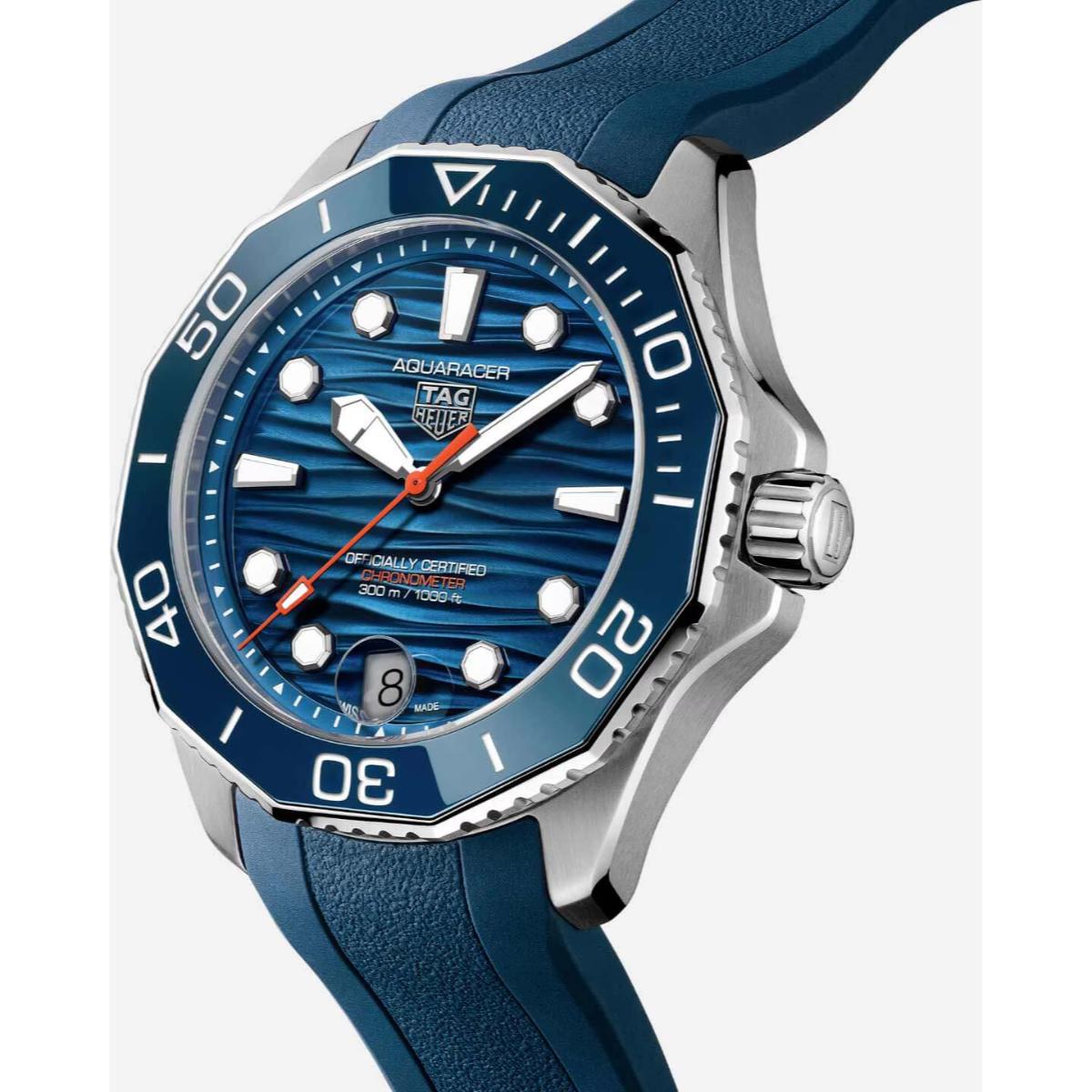 Aquaracer Professional 300 Date