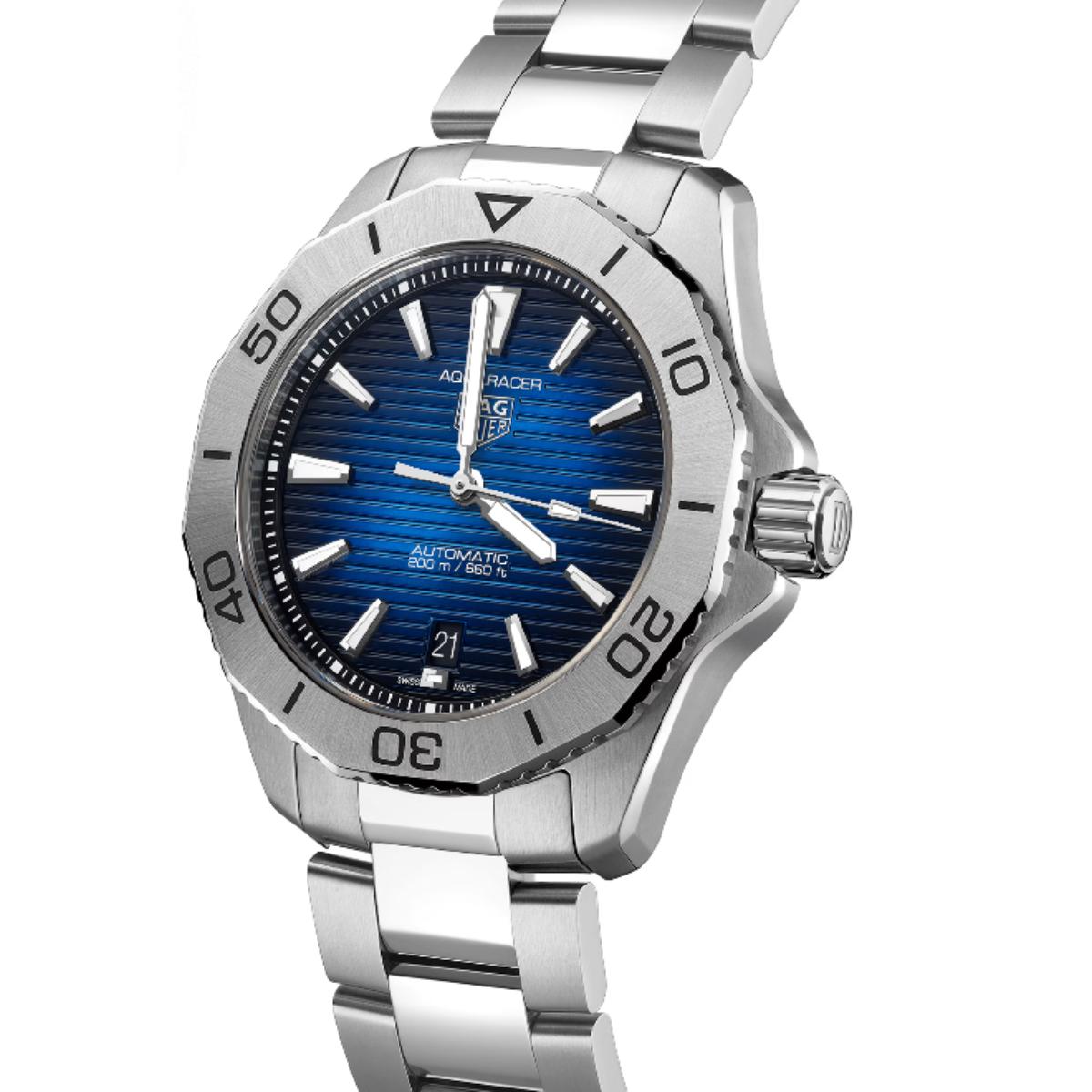 Aquaracer Professional 200 Date