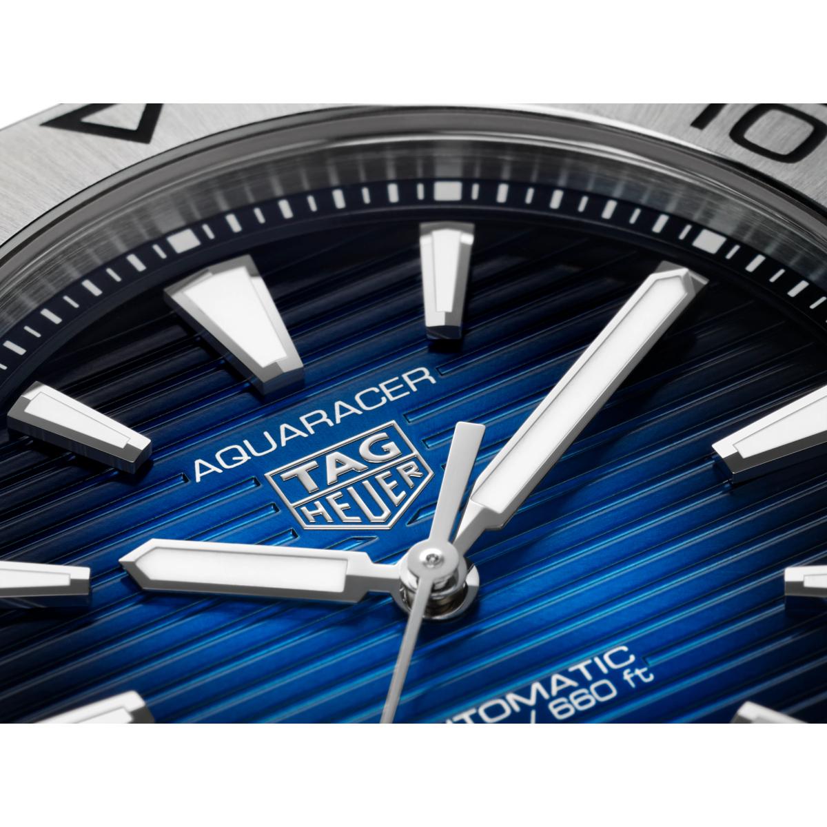 Aquaracer Professional 200 Date