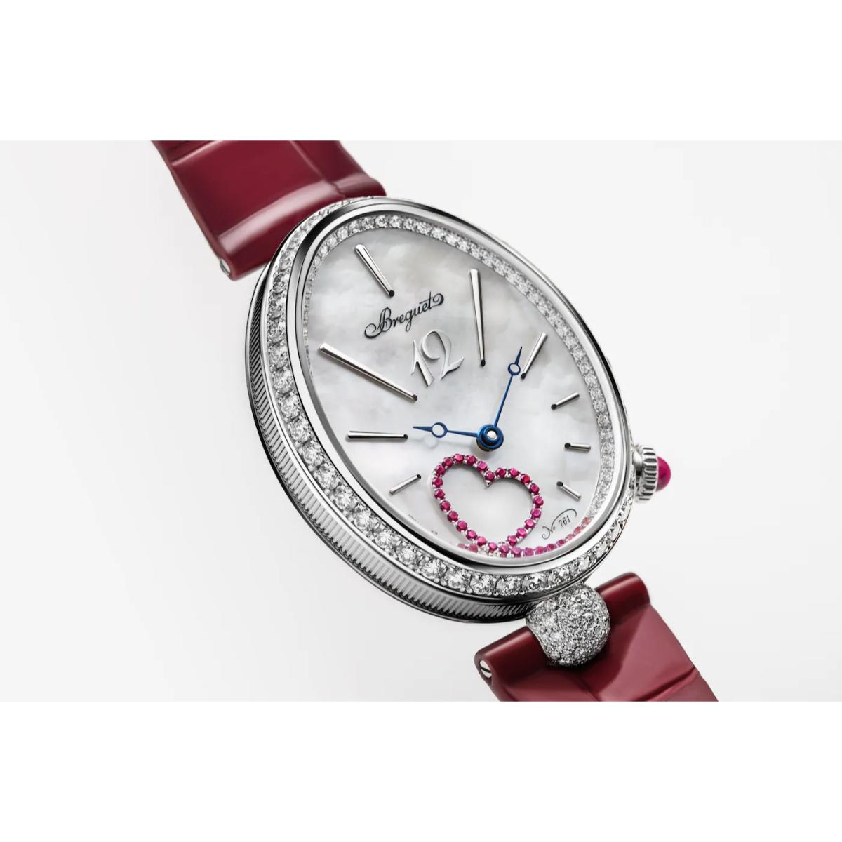 Reine de Naples 9915