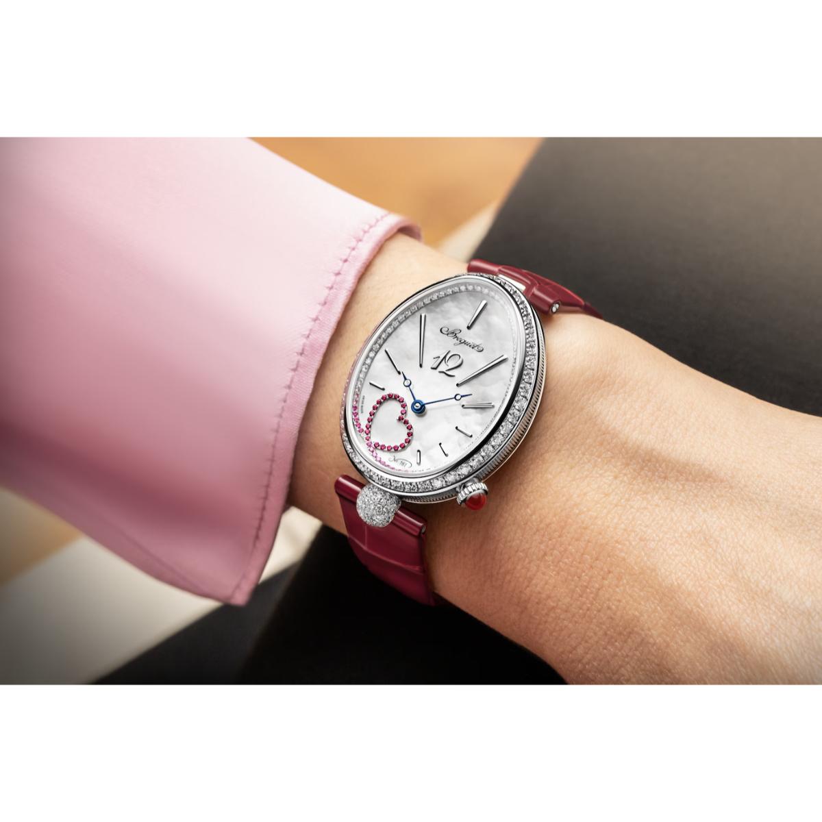 Reine de Naples 9915