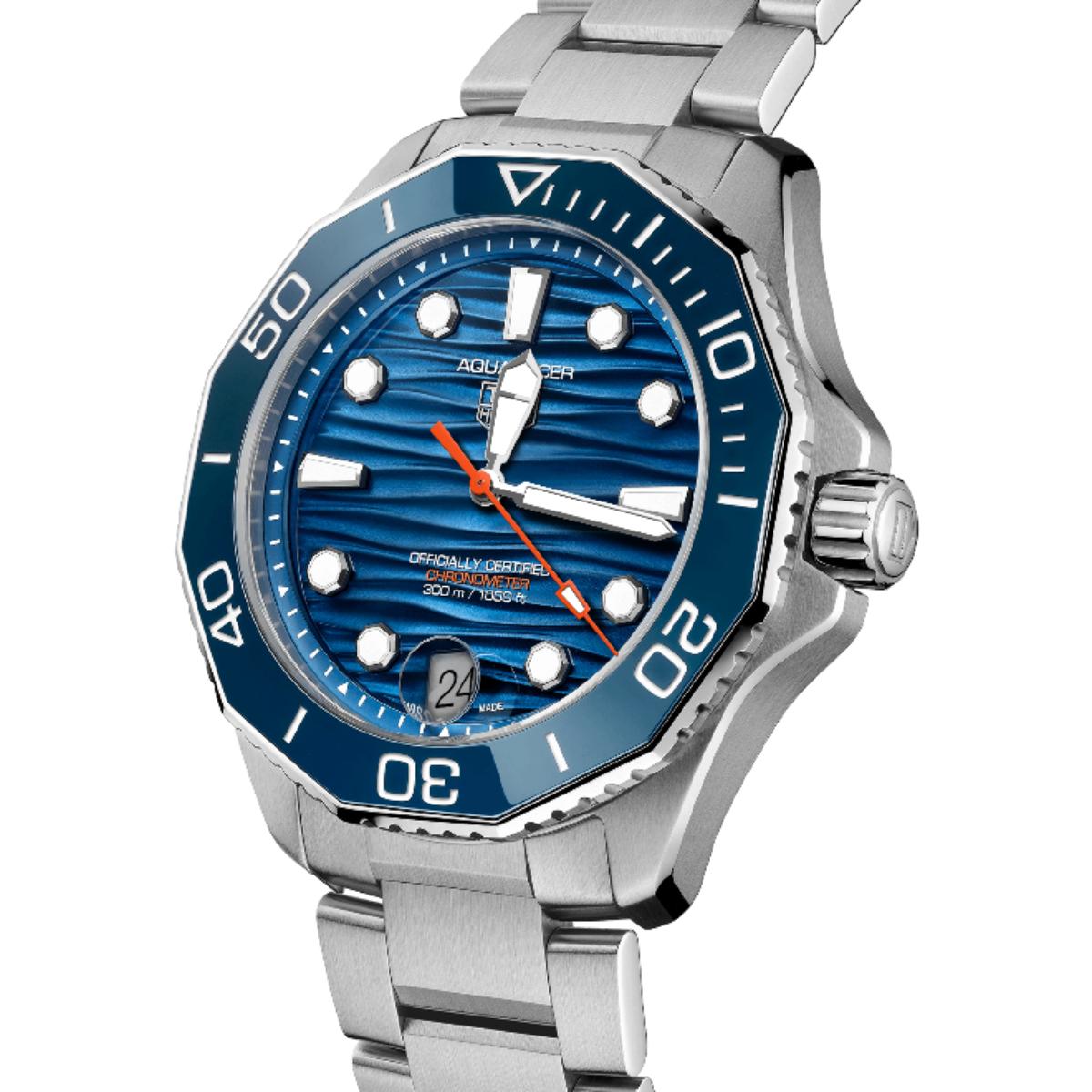 Aquaracer Professional 300 Date