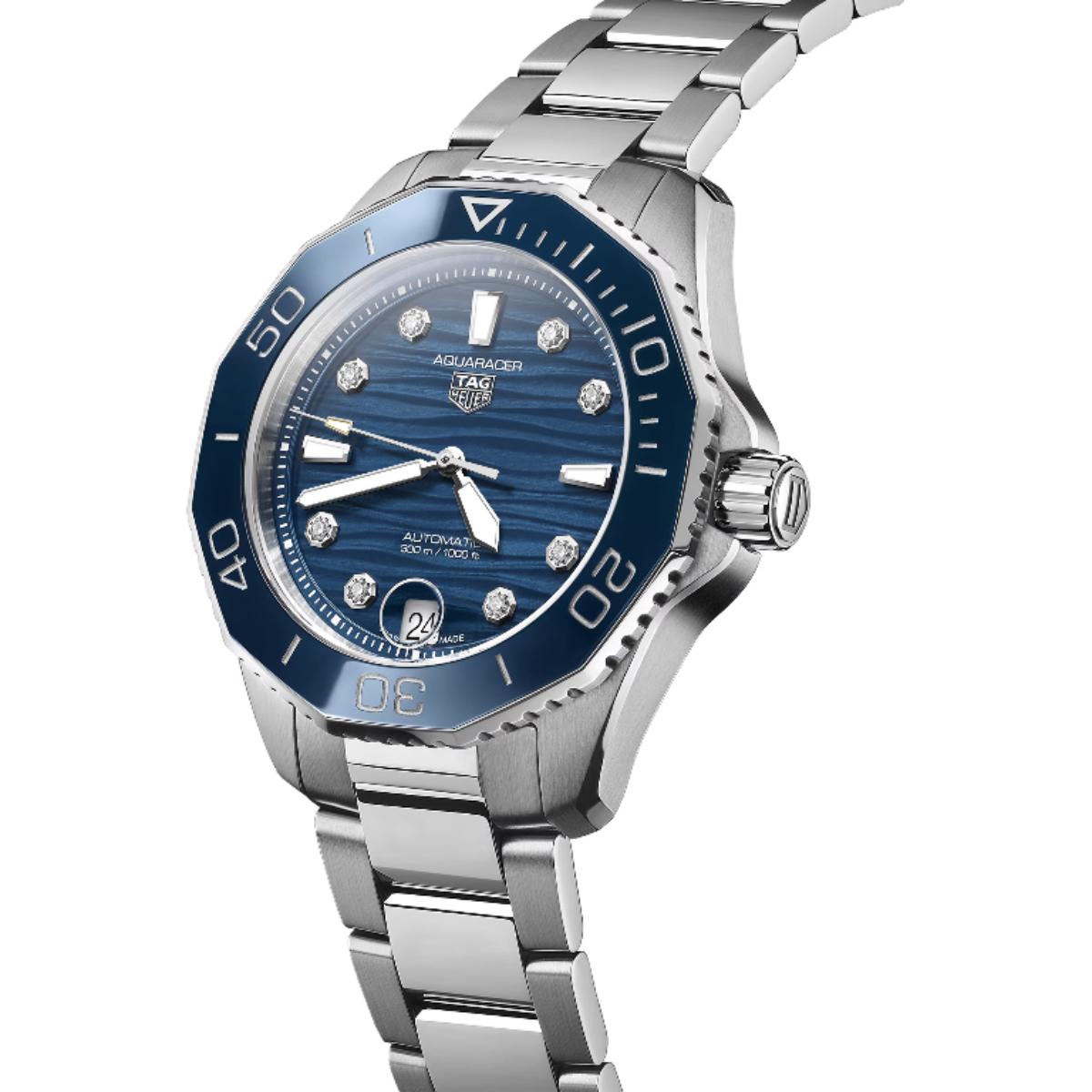 Aquaracer Professional 300 Date