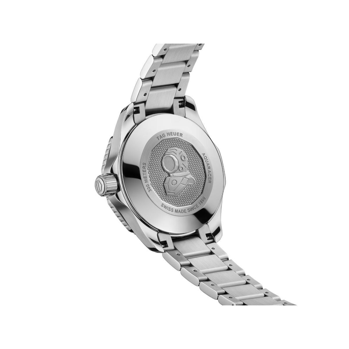 Aquaracer Professional 300 Date