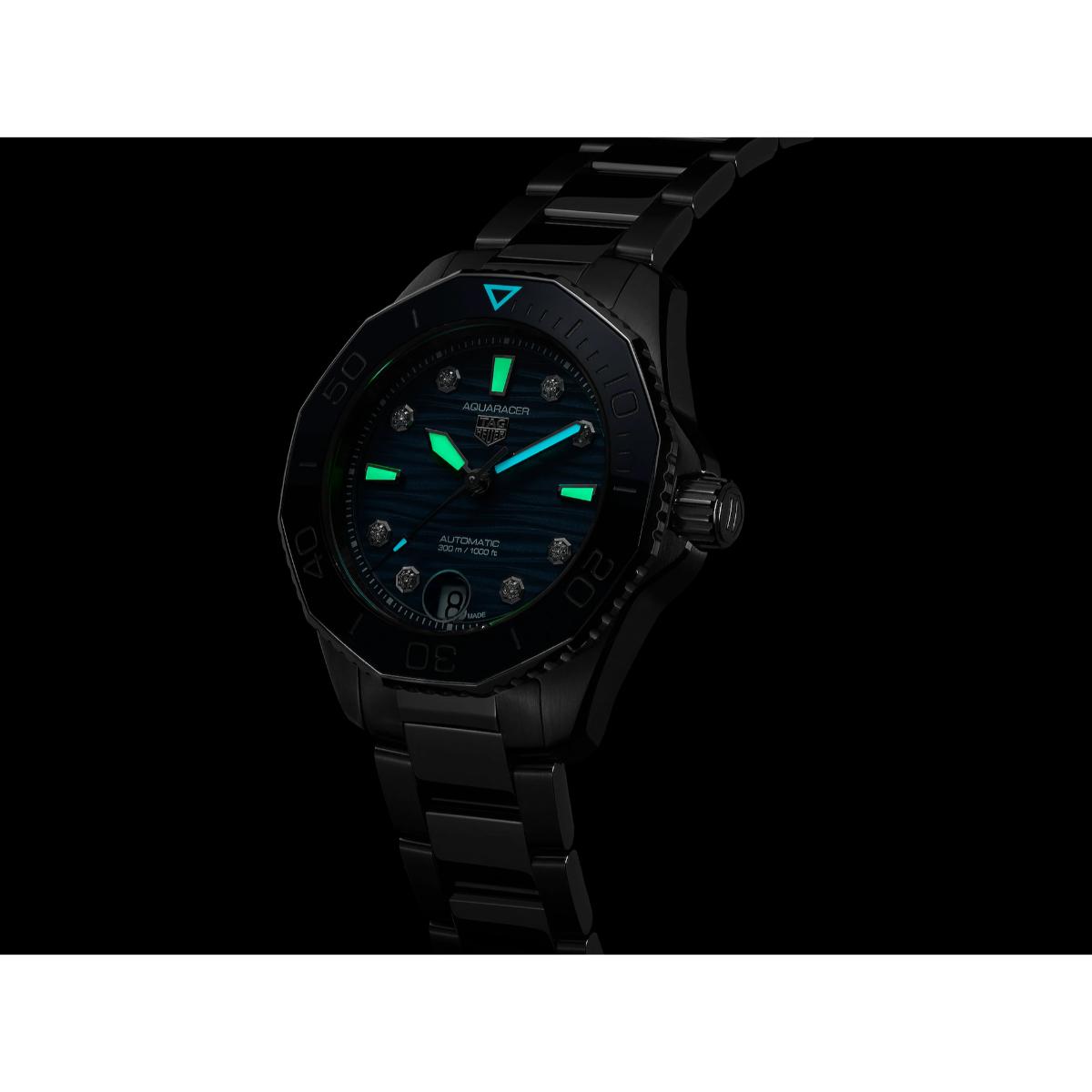 Aquaracer Professional 300 Date