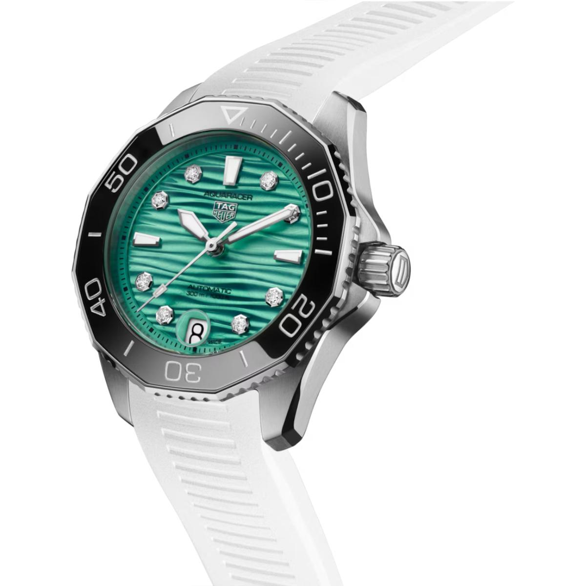 Aquaracer Professional 300 Date