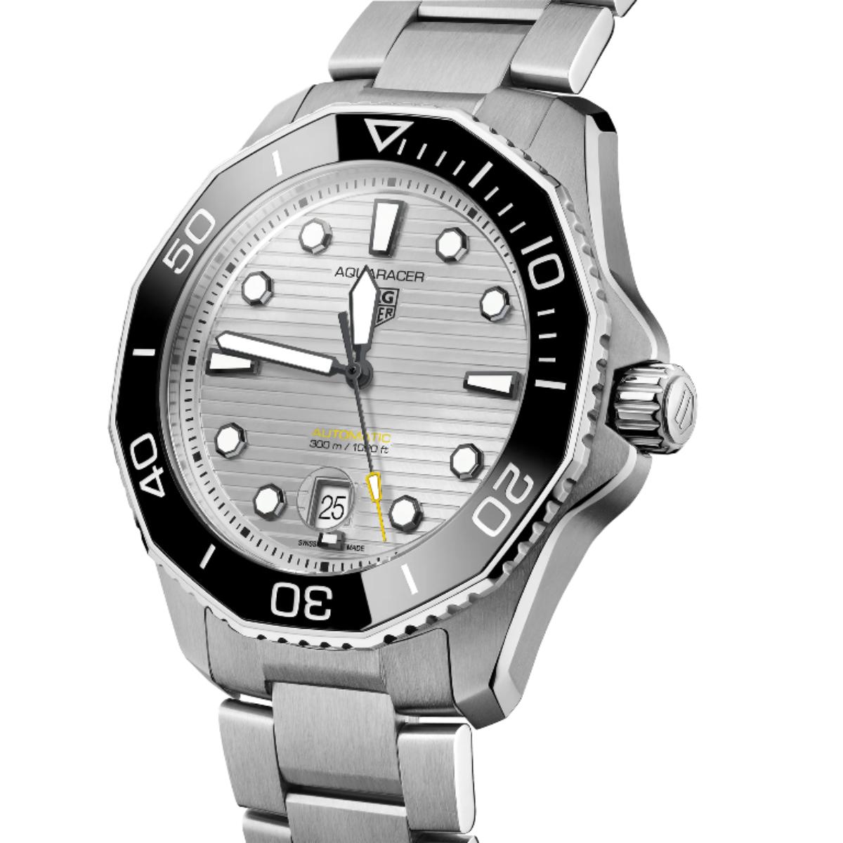 Aquaracer Professional 300 Date