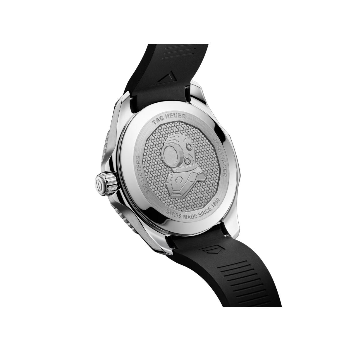 Aquaracer Professional 300 Date