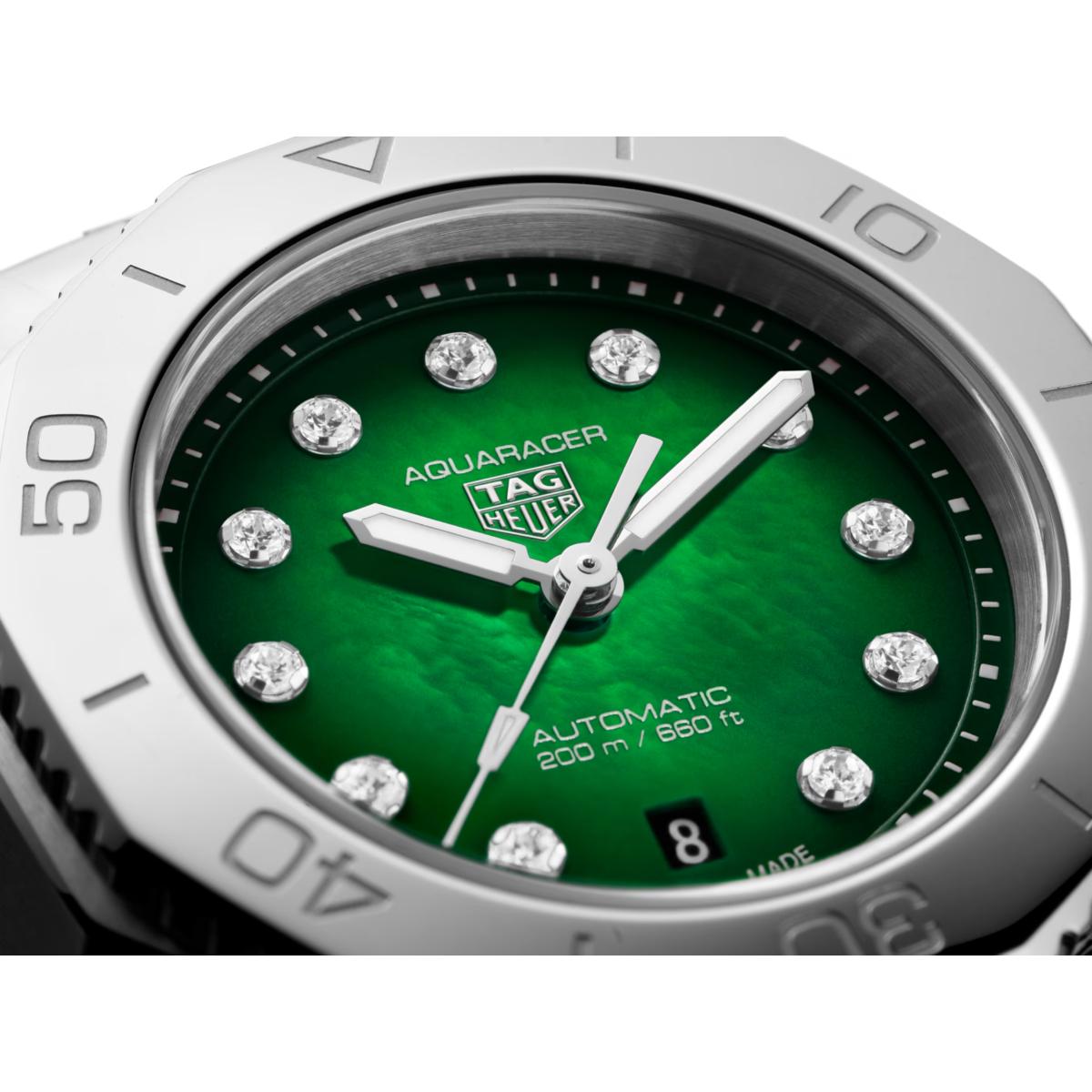 Aquaracer Professional 200 Date