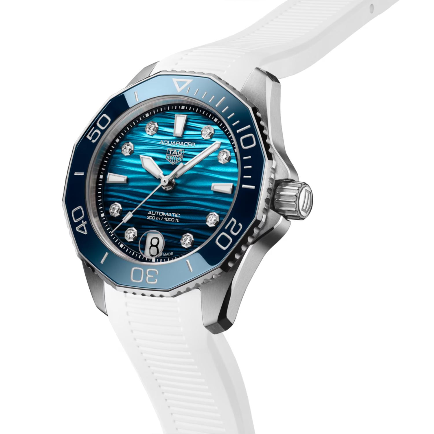 Aquaracer Professional 300 Date