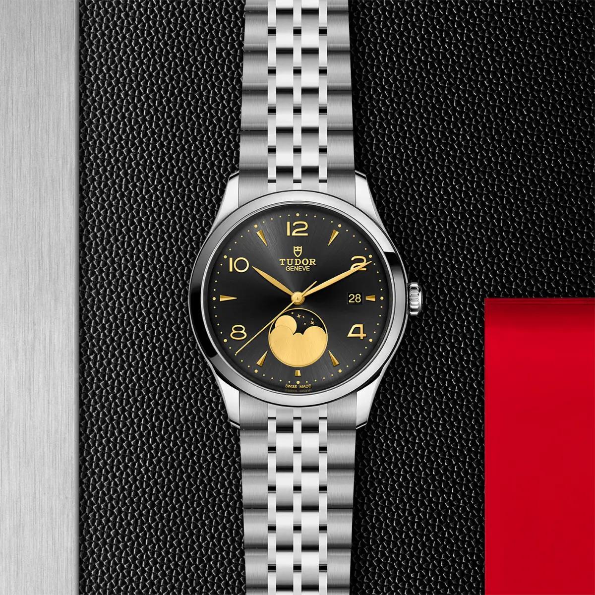 TUDOR 1926 Luna