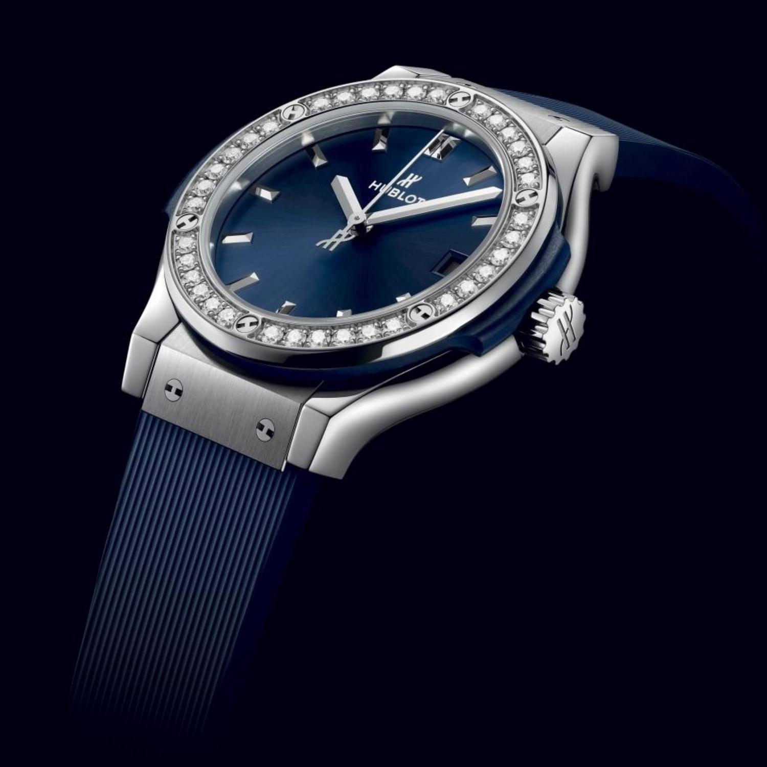 Classic Fusion Titanium Blue Diamonds