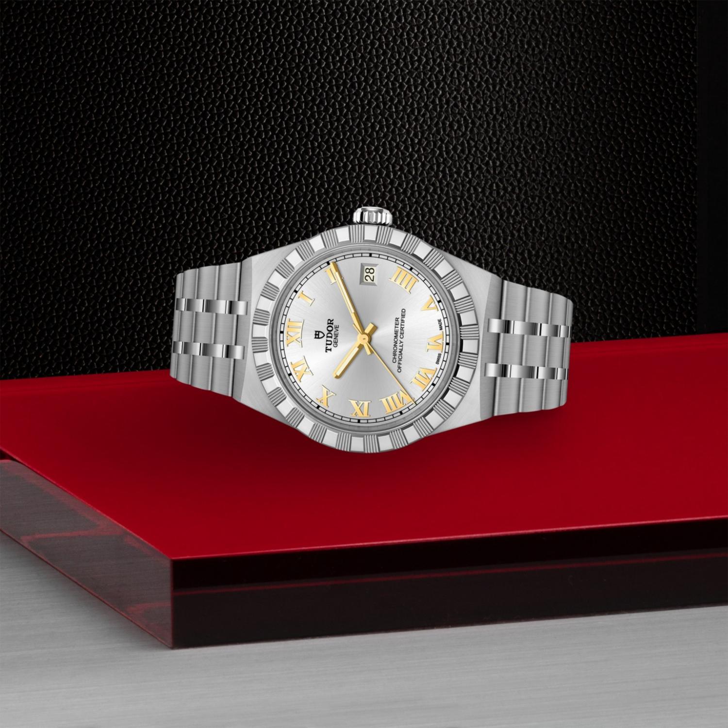 Tudor Royal