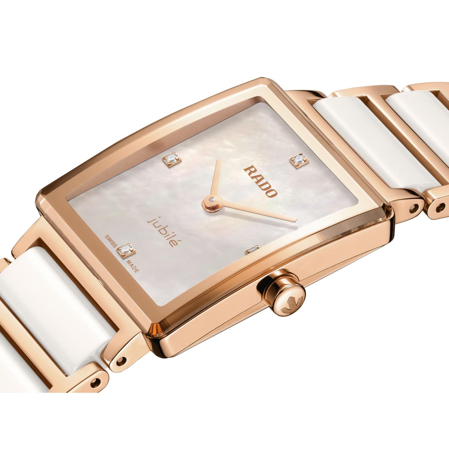Integral Diamonds
