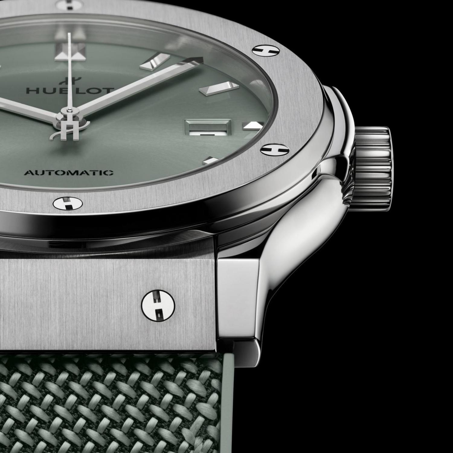 Classic Fusion Titanium Sage Green