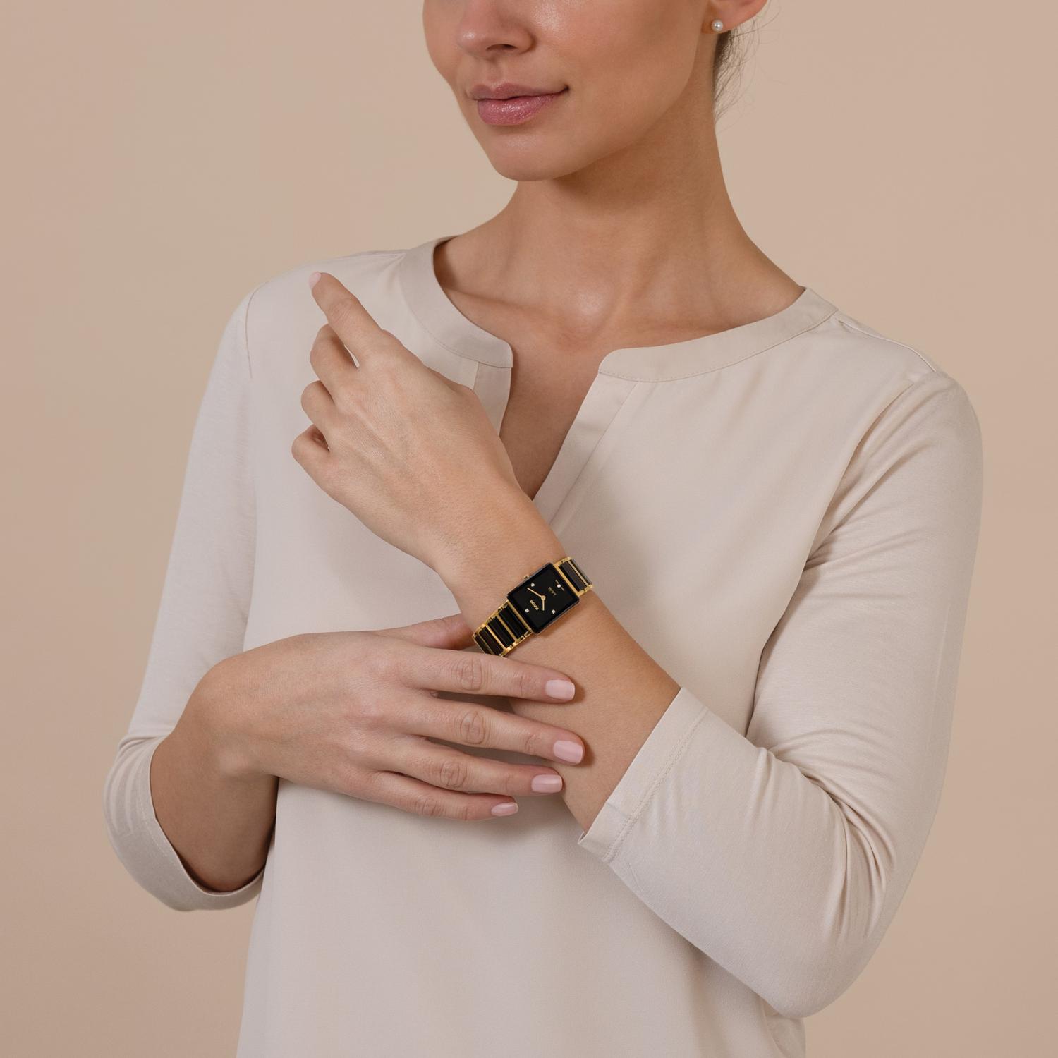 Integral Diamonds