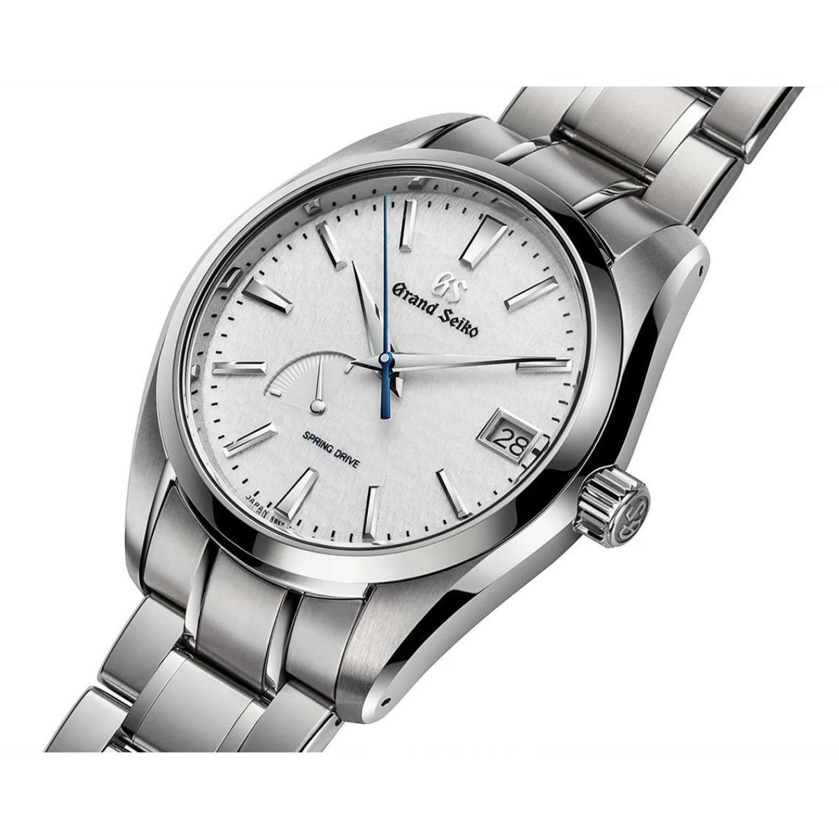 Iconic High Intensity Titanium Snowflake Spring Drive