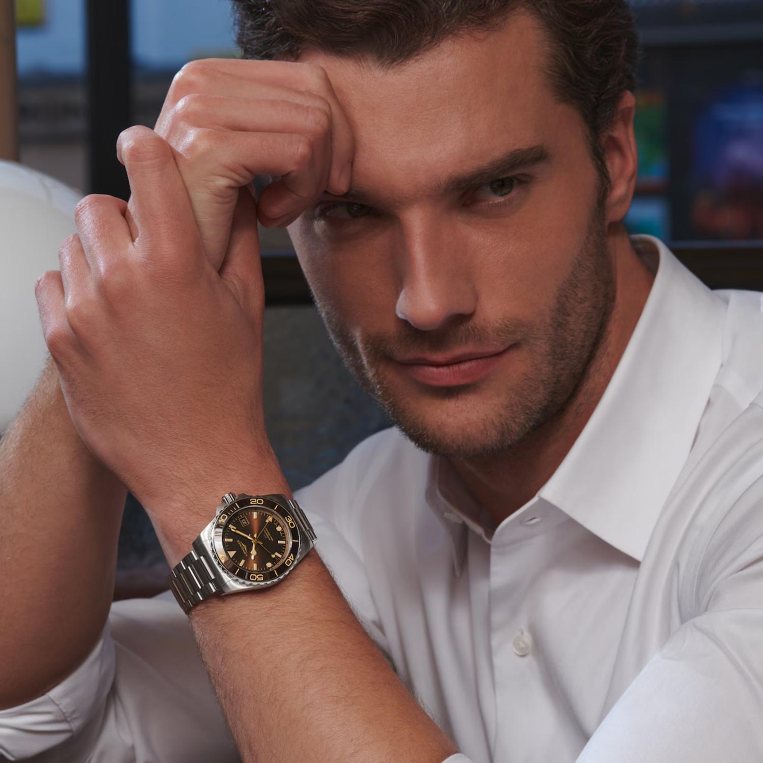 Hydroconquest GMT
