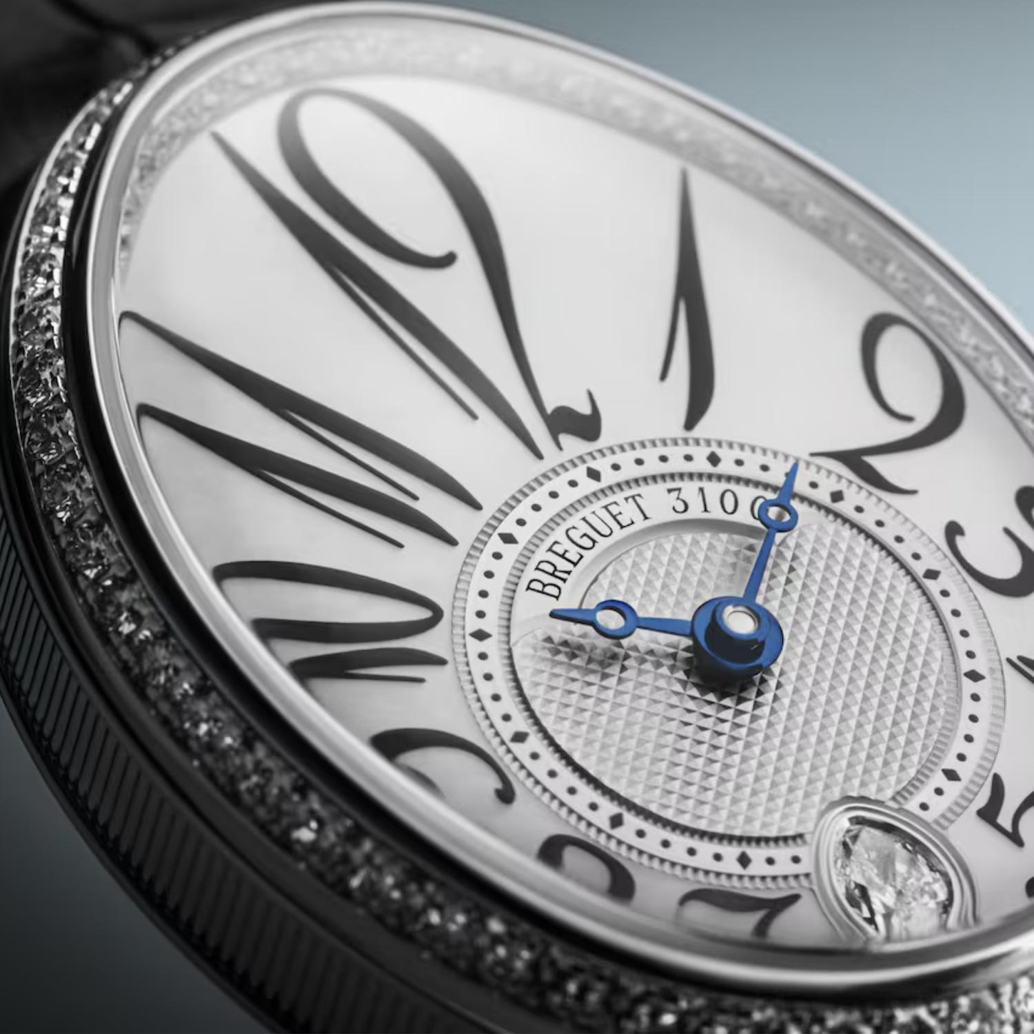 Reine de Naples 8918