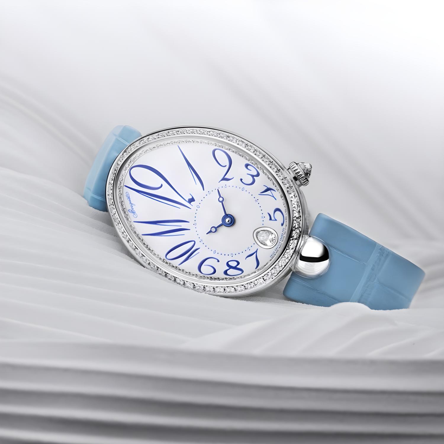 Reine de Naples 8918