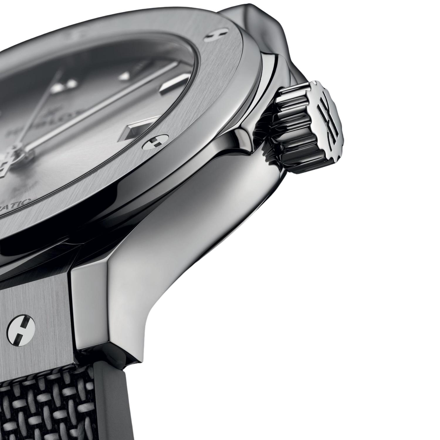 Classic Fusion Essential Grey