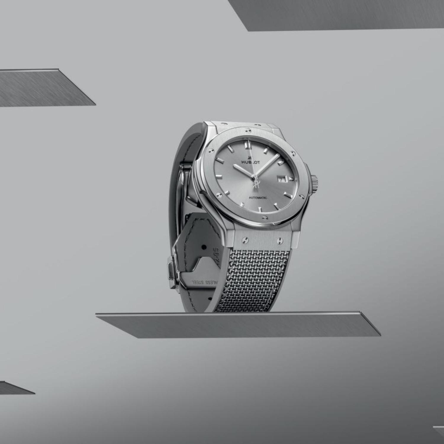 Classic Fusion Essential Grey