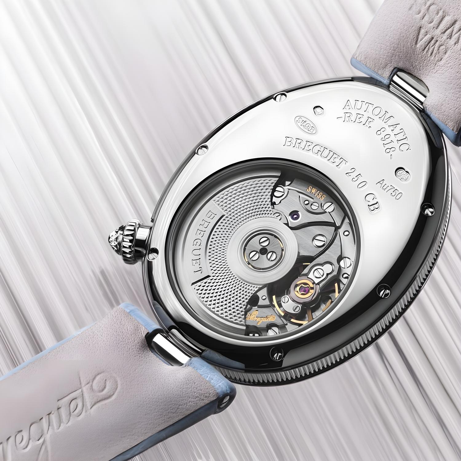 Reine de Naples 8918