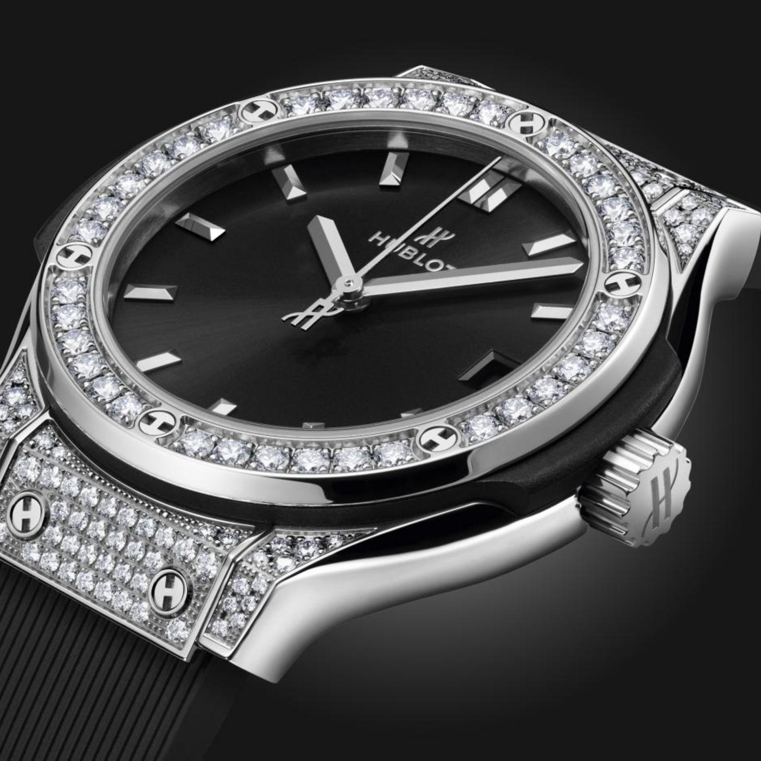 Classic Fusion Titanium Pavé