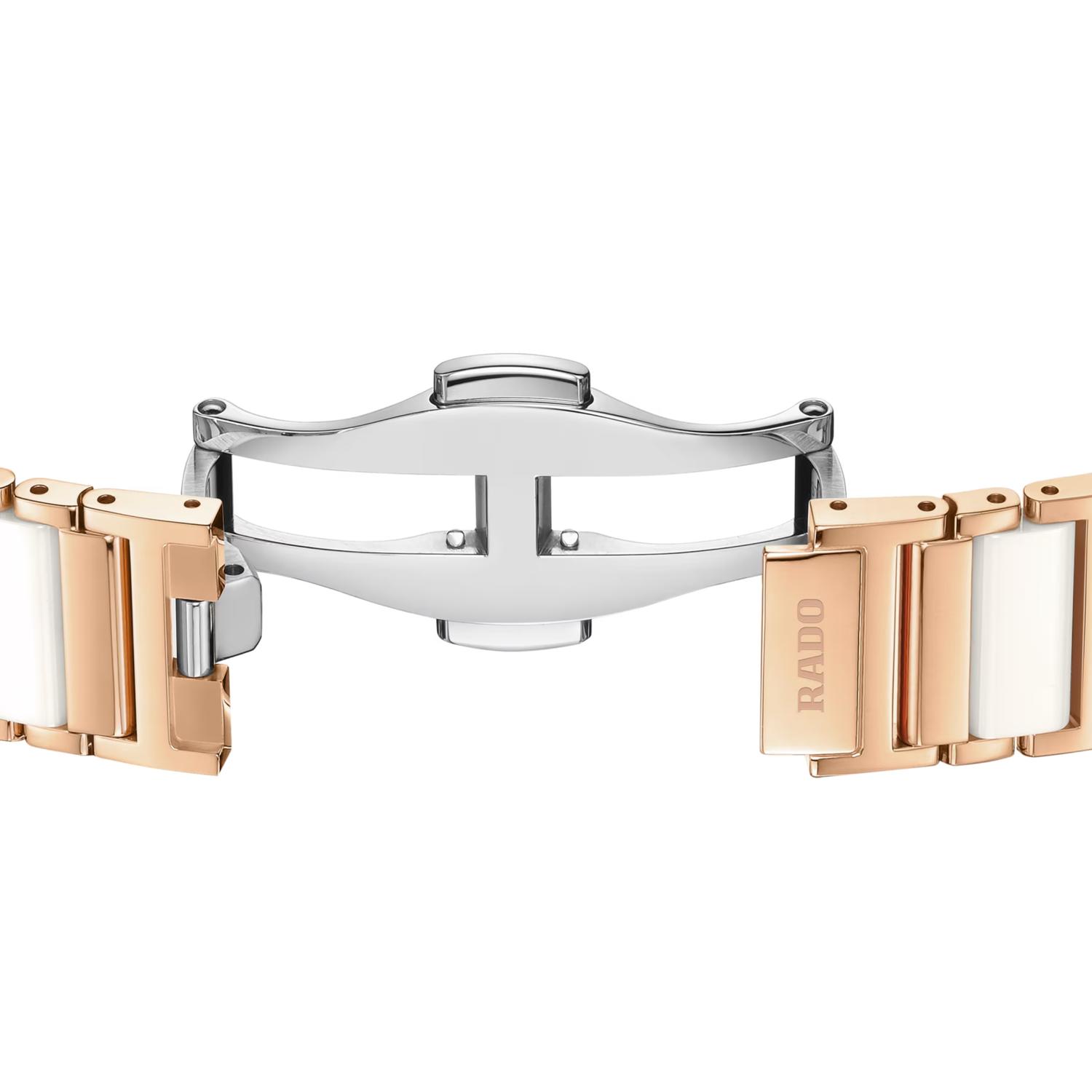 Integral Diamonds