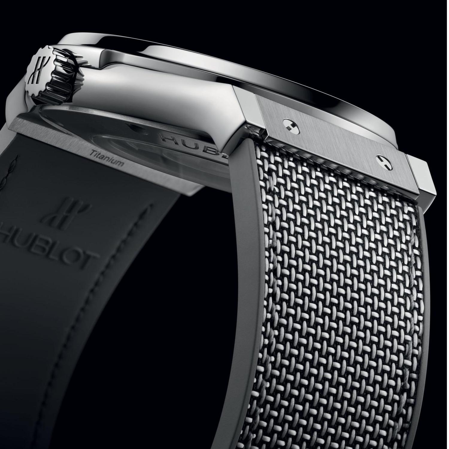Classic Fusion Essential Grey
