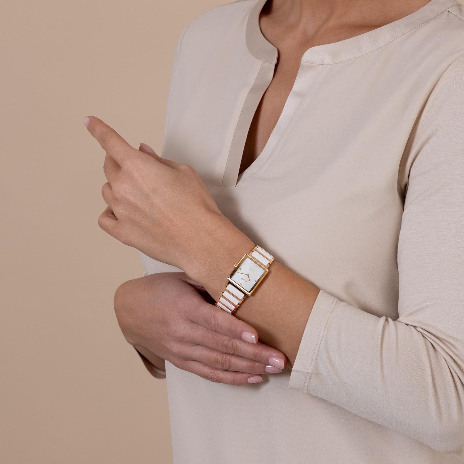 Integral Diamonds