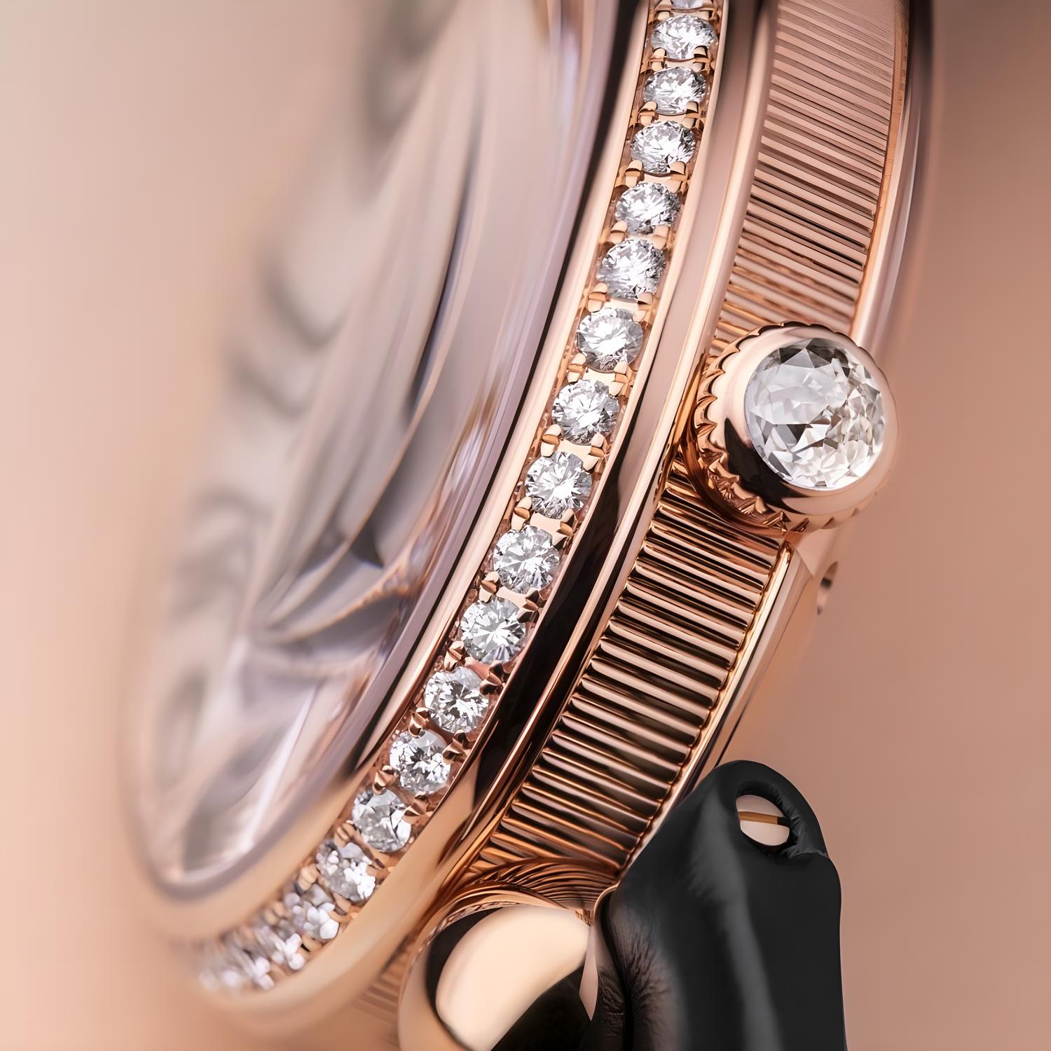 Reine de Naples 8918