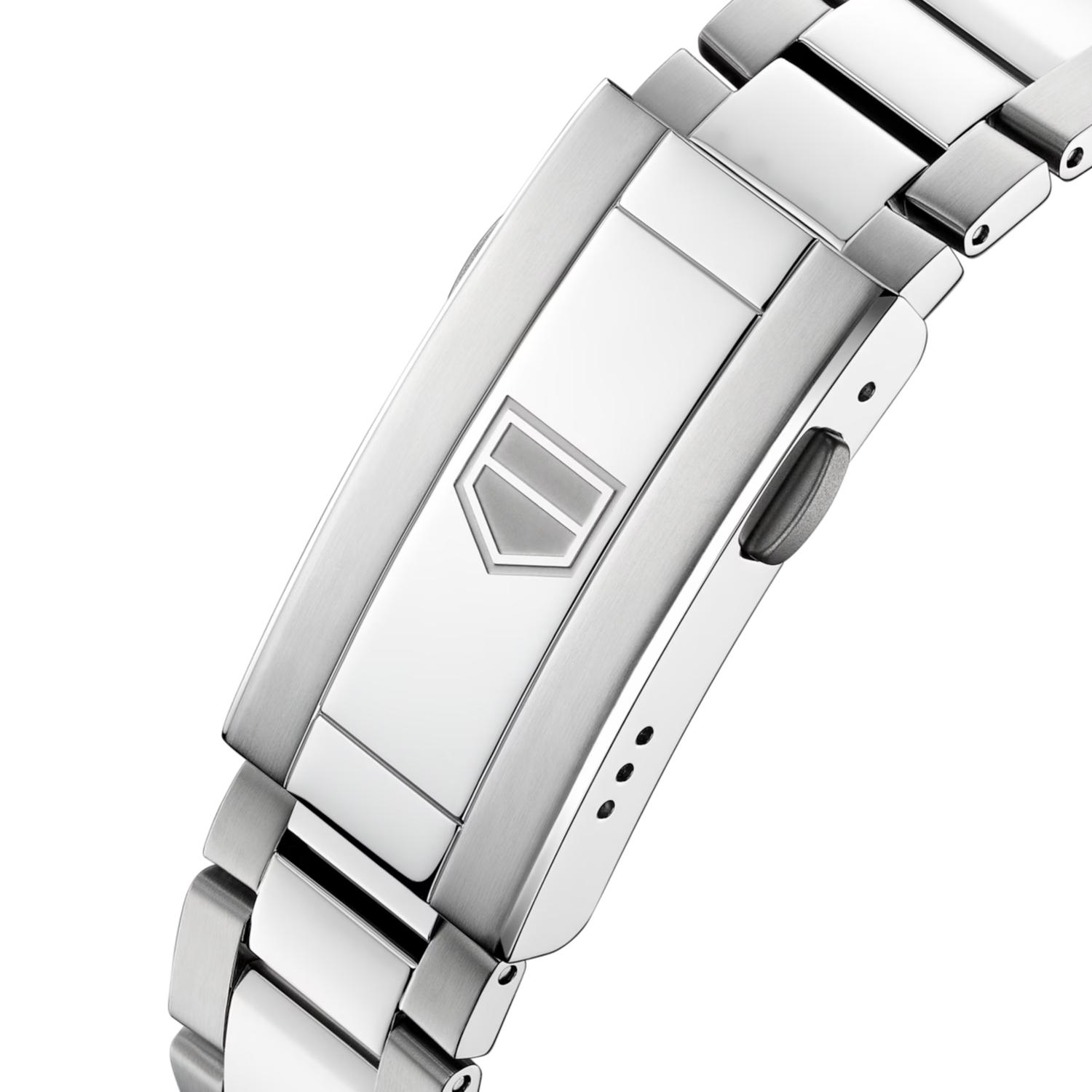 Aquaracer Professional 200 Date