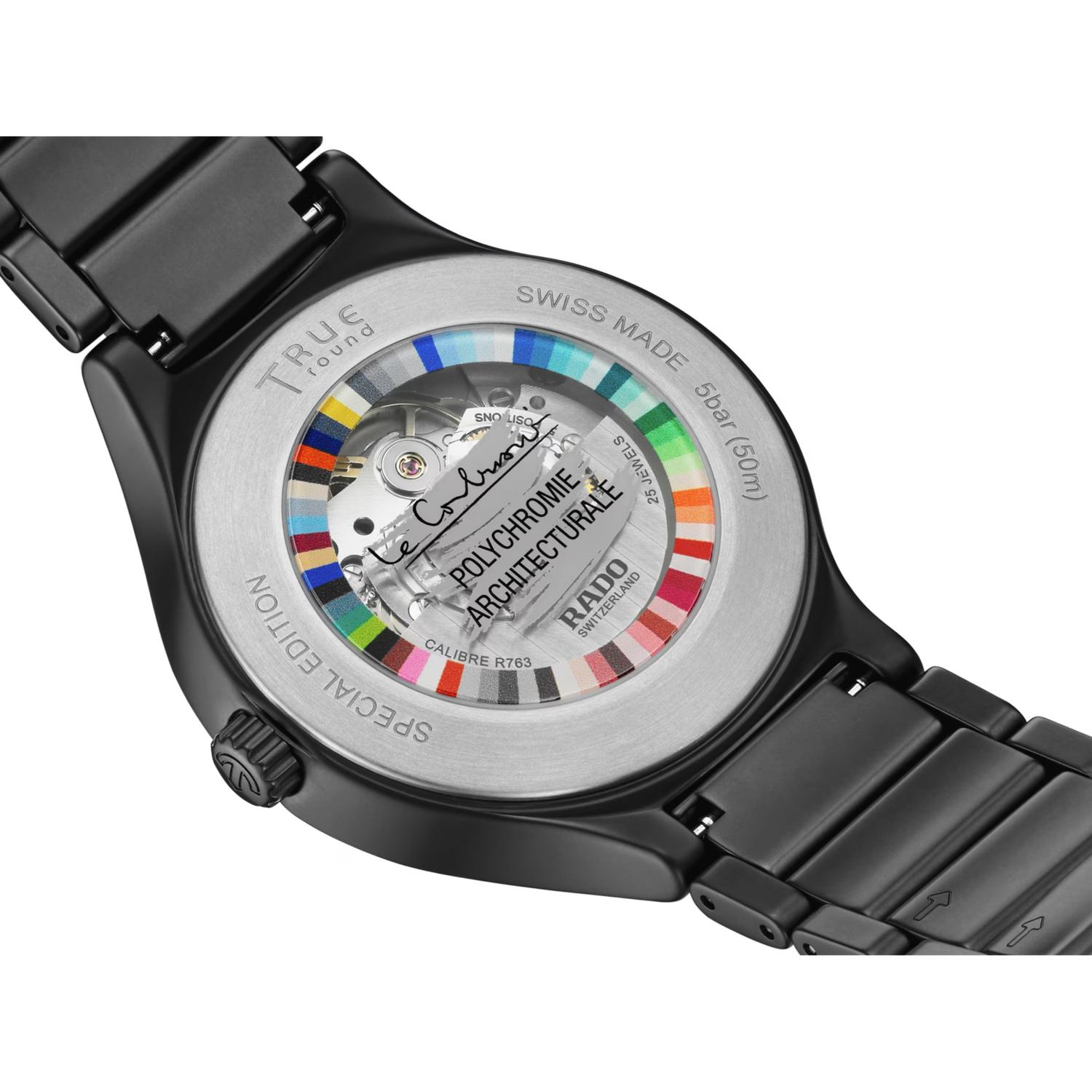 True Round x Les Couleurs® Le Corbusier®
