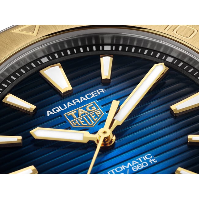 Aquaracer Professional 200 Date