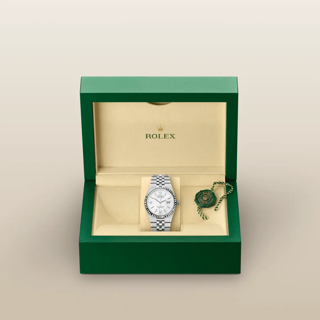 Rolex 
Land-Dweller 36
Oyster, 36 mm, Oystersteel and white gold
M127234-0001