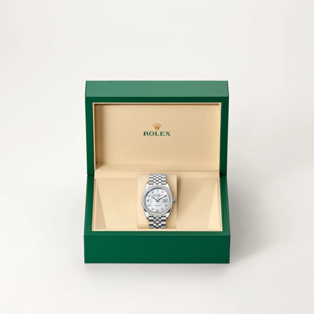 Rolex 
DATEJUST
Oyster, 36 mm, Oystersteel, white gold and diamonds
M126284RBR-0011