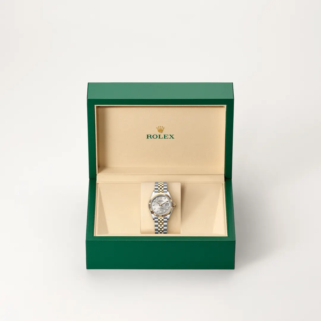 Rolex Lady-Datejust
Oyster, 28 mm, Oystersteel and yellow gold
M279173-0007